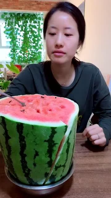 日本老婆怎么吃瓜,揭秘她们的“吃瓜”日常