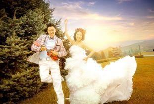 佳偶天成吃瓜,甜蜜瓜田里的甜蜜邂逅